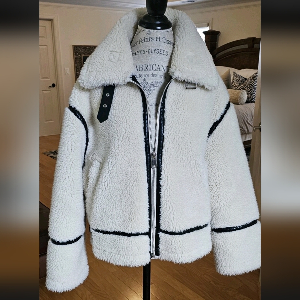 ZARA FAUX SHEARLING BIKER JACKET ZW COLLECTION ECRU (M) Retail $200 EUC-naked - Picture 8 of 16